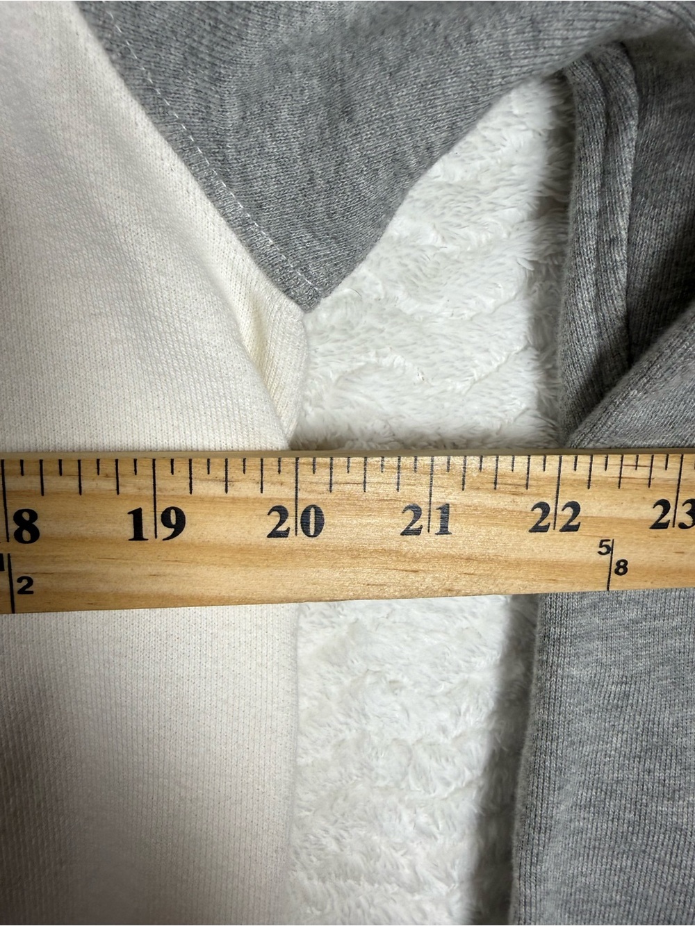 J. Crew Two-Tone Fleece Crewneck - White & Gray. 100% Cotton - Picture 6 of 8